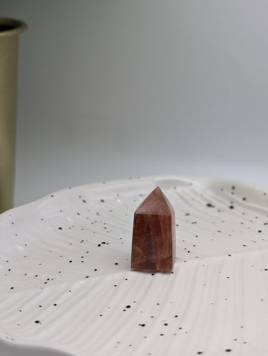 Confetti Sunstone Mini Obelisk